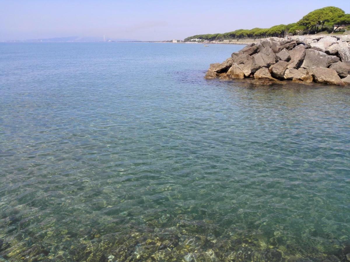 Suites Pratoranieri Beach Фоллоника Экстерьер фото